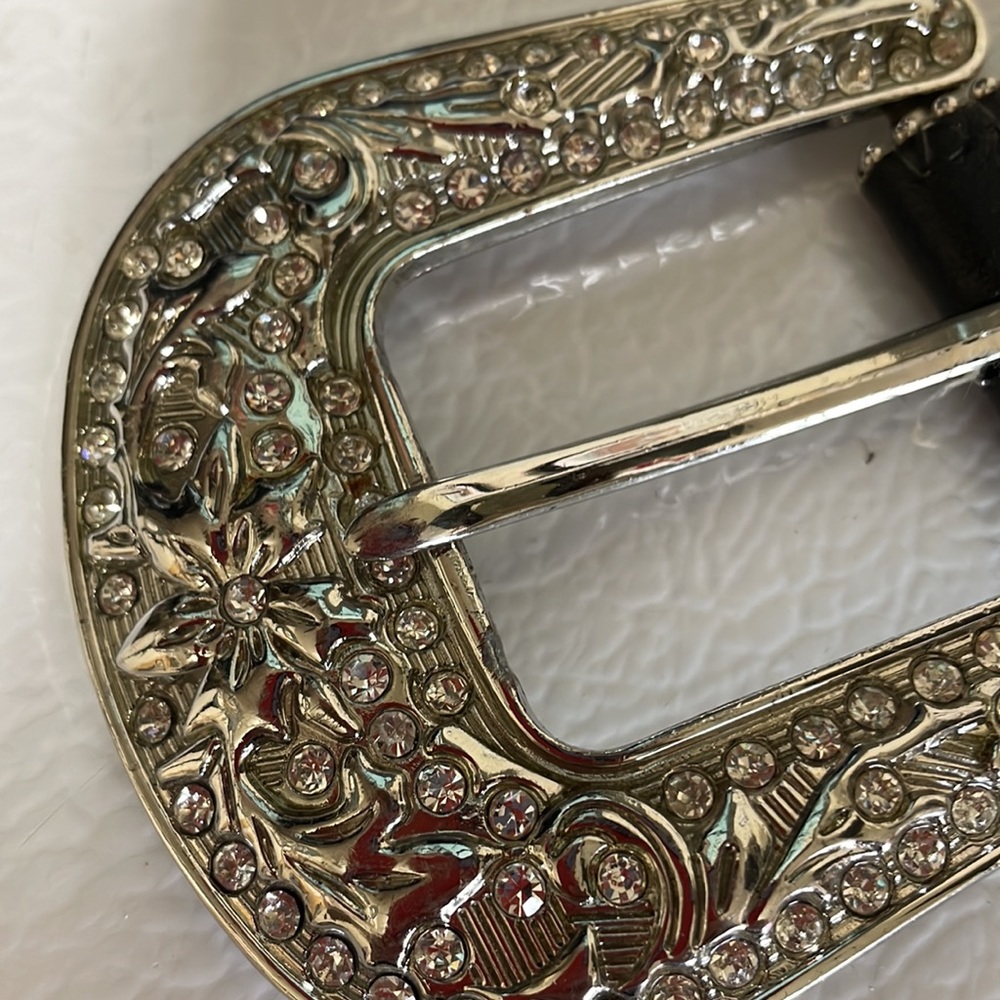 Atlas Women’s Embellished Western Belt. Very Good Condition. 44 Inches. - Picture 3 of 15